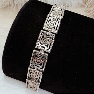 Vintage Silvertone Crown Trifari Geometric Bracelet